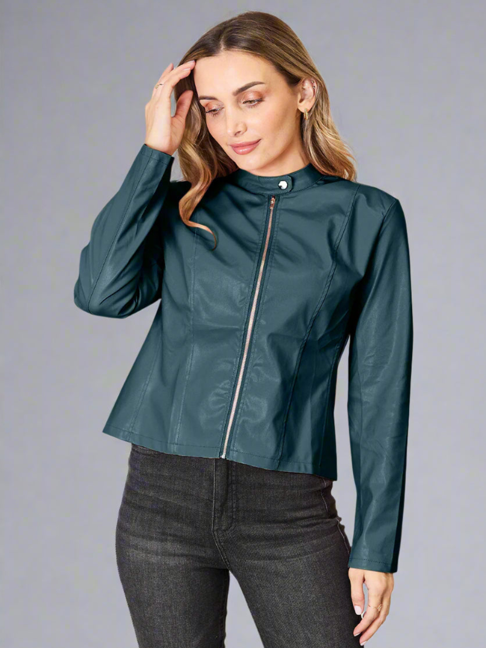 Ursula – Jacke mit Stehkragen und Reißverschluss