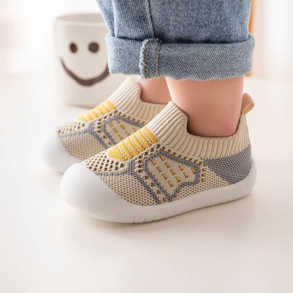 Shoeby - Rutschfeste Strumpfsocken für Babys