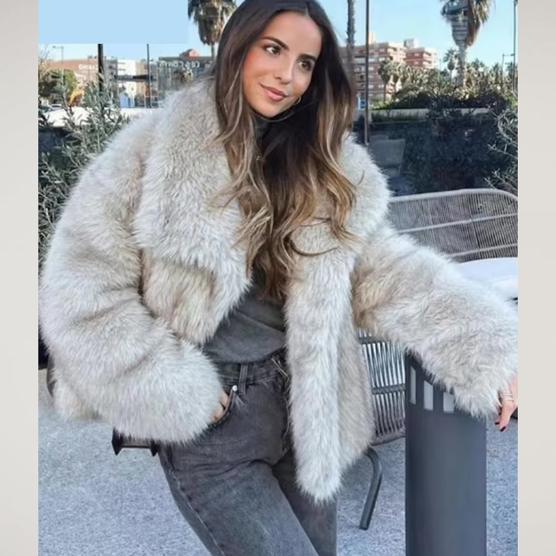 VelvetFur Luxe – Eleganter Damen Winter Coat
