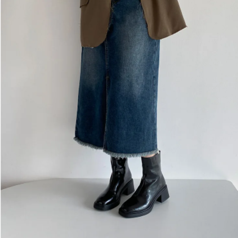 Ursula – Stiefelette Mit Quadratischer Spitze Und Absatz