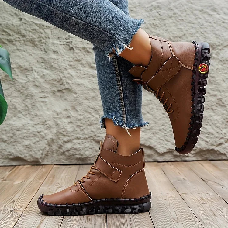 Sina – Elegante orthopädische Stiefel