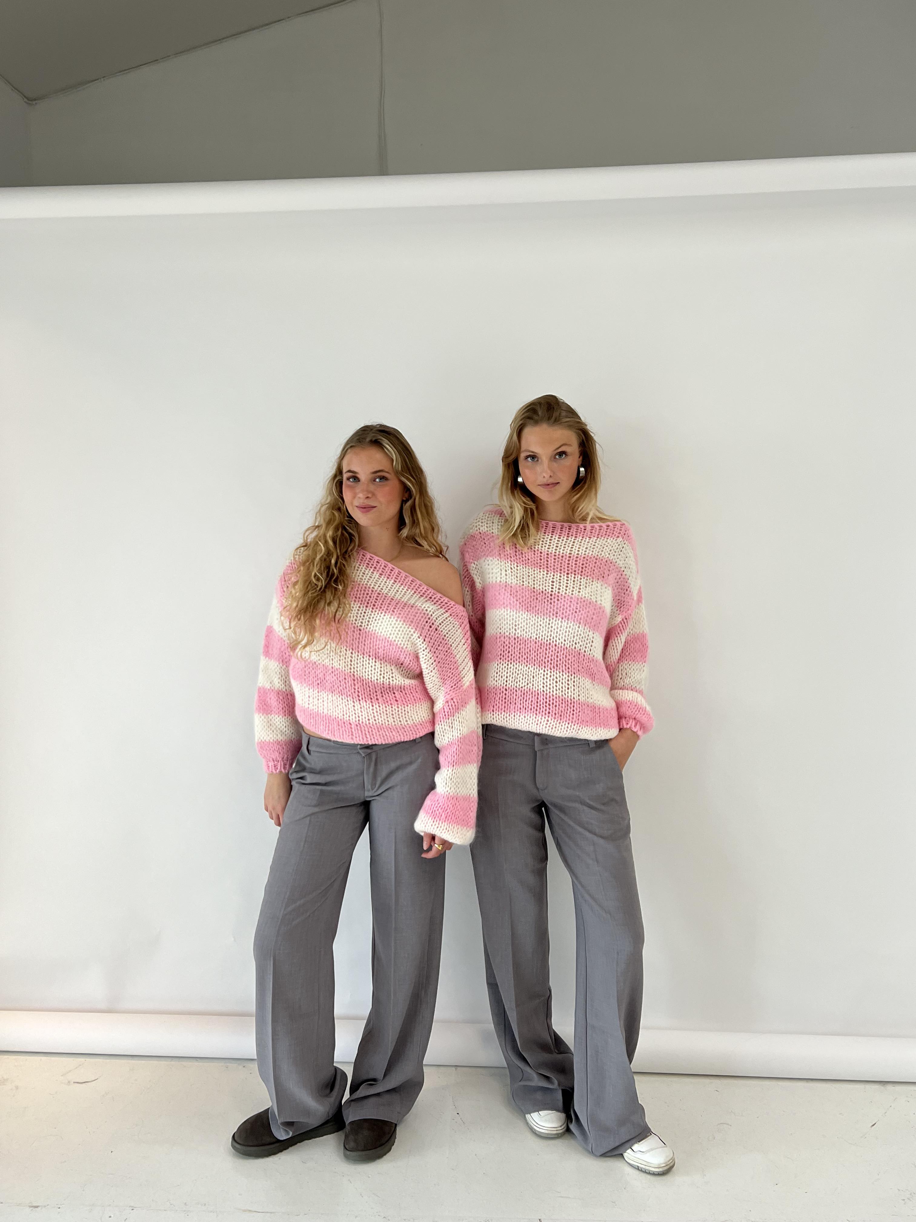 Levora - Striped Knit