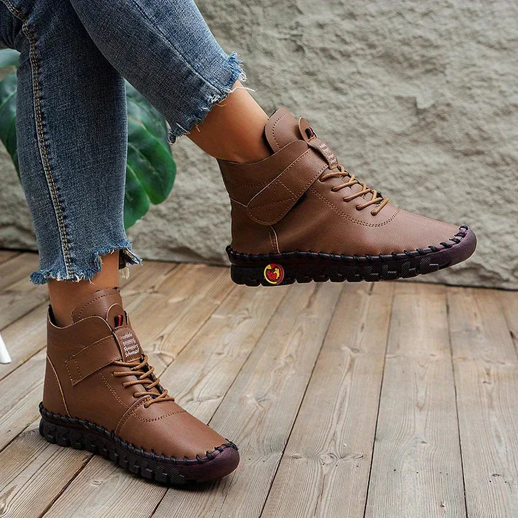 Sina – Elegante orthopädische Stiefel