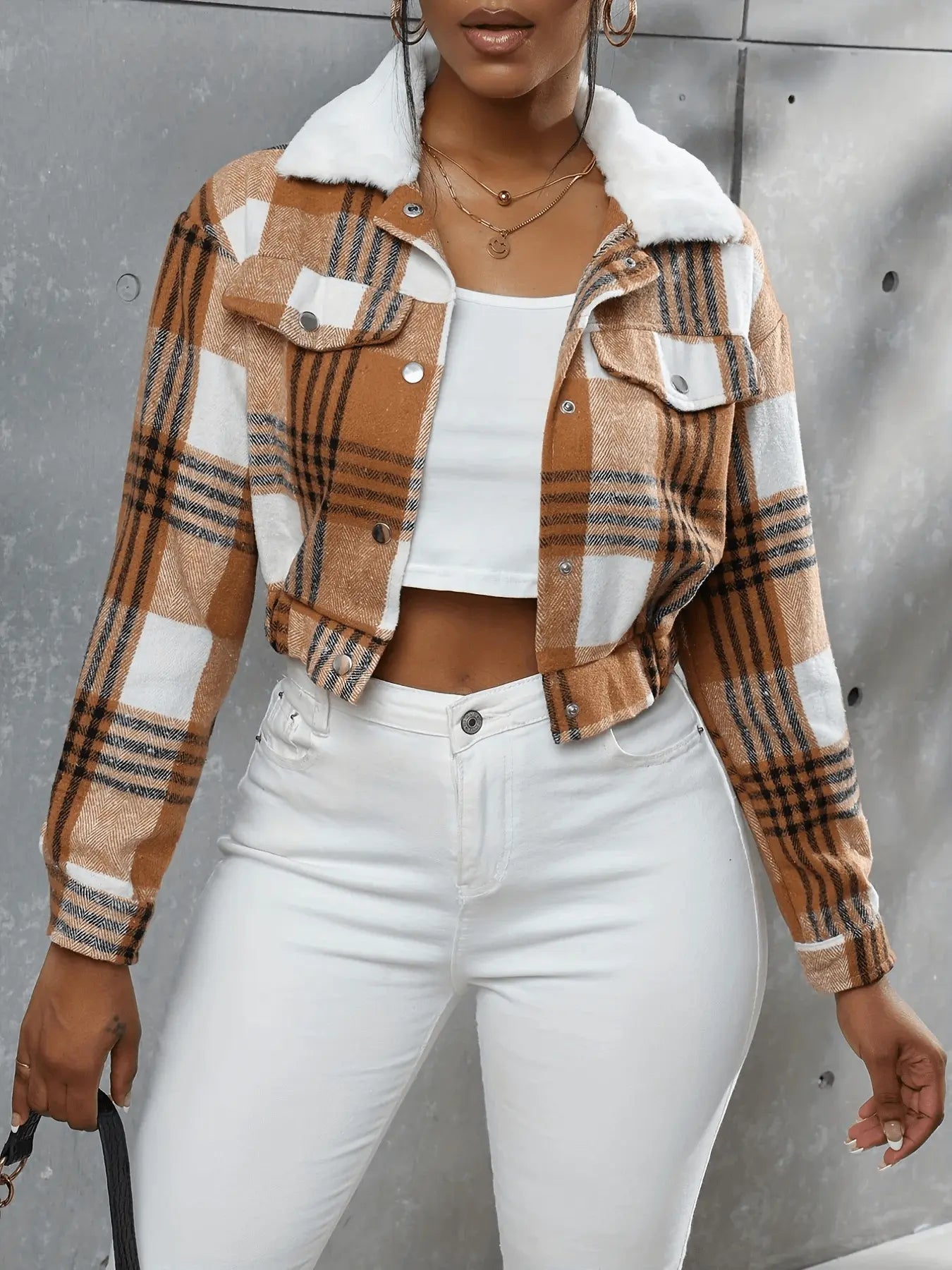 Adina – Stylische Damen Bomberjacke Braun Mit Winterwärme