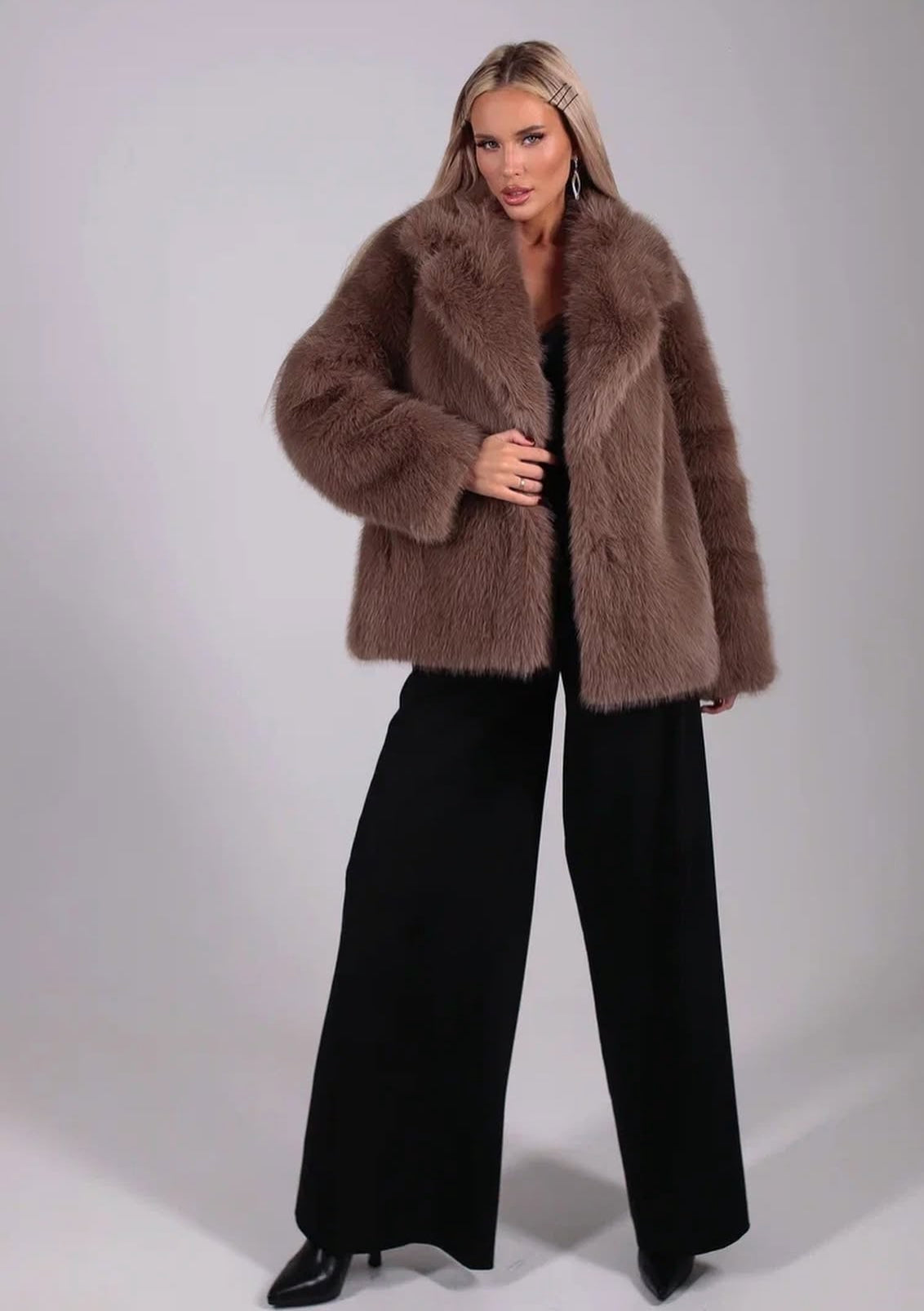 Perla - Wasserfeste Kunstpelzjacke mit Satinfutter