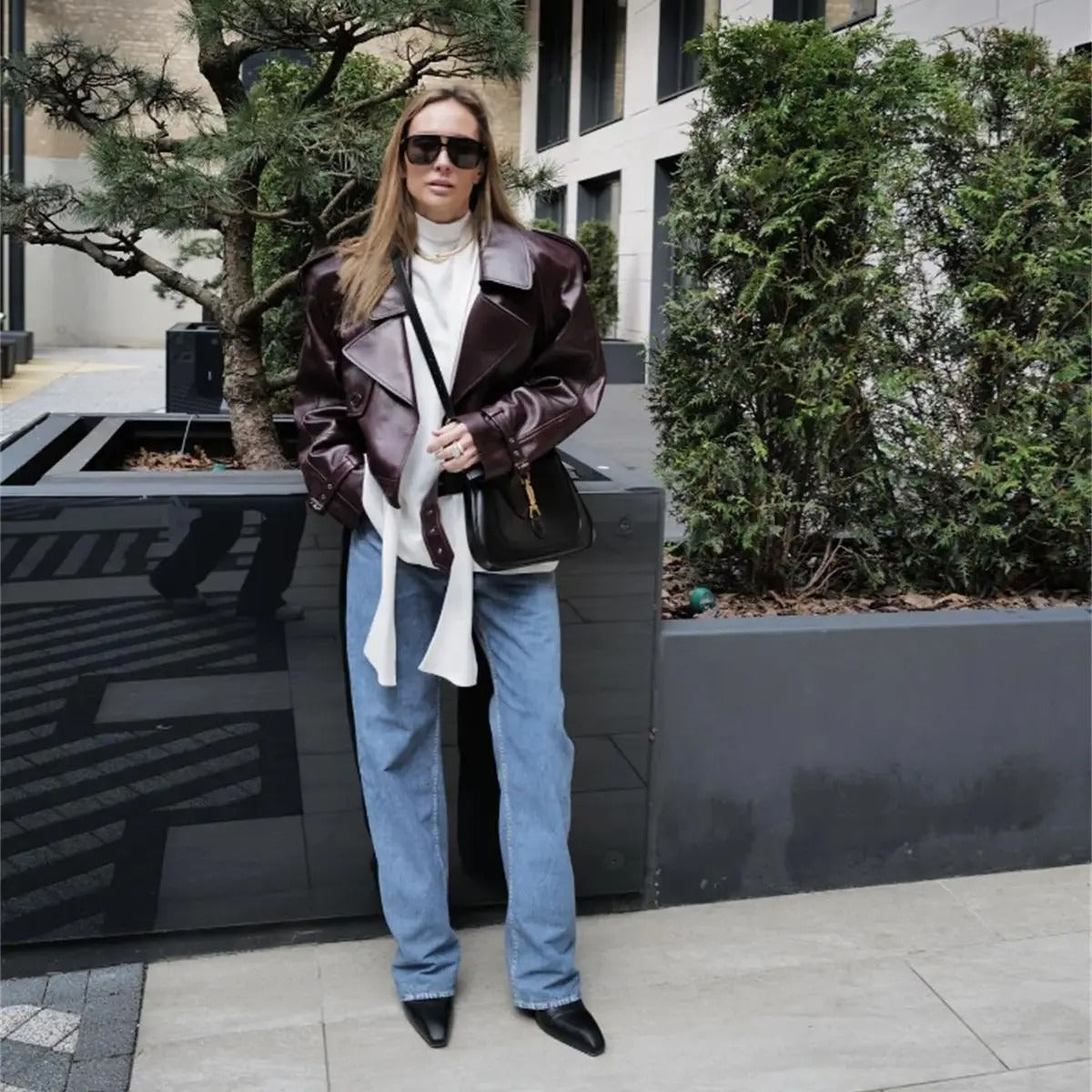 Mila - Luxuriöse rote Herbstjacke aus Leder