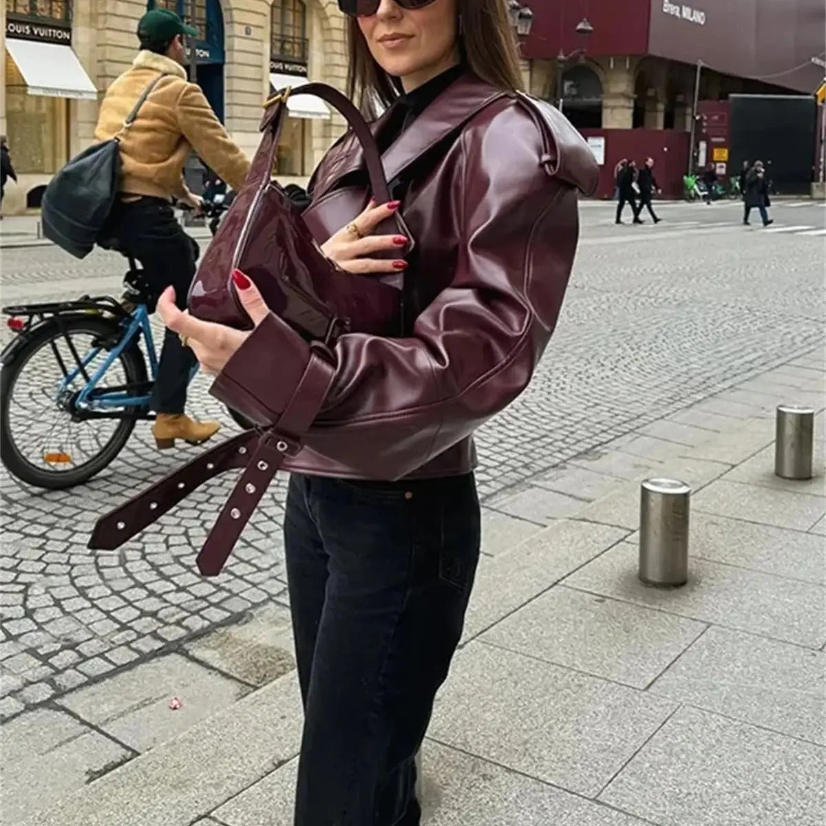 Mila - Luxuriöse rote Herbstjacke aus Leder