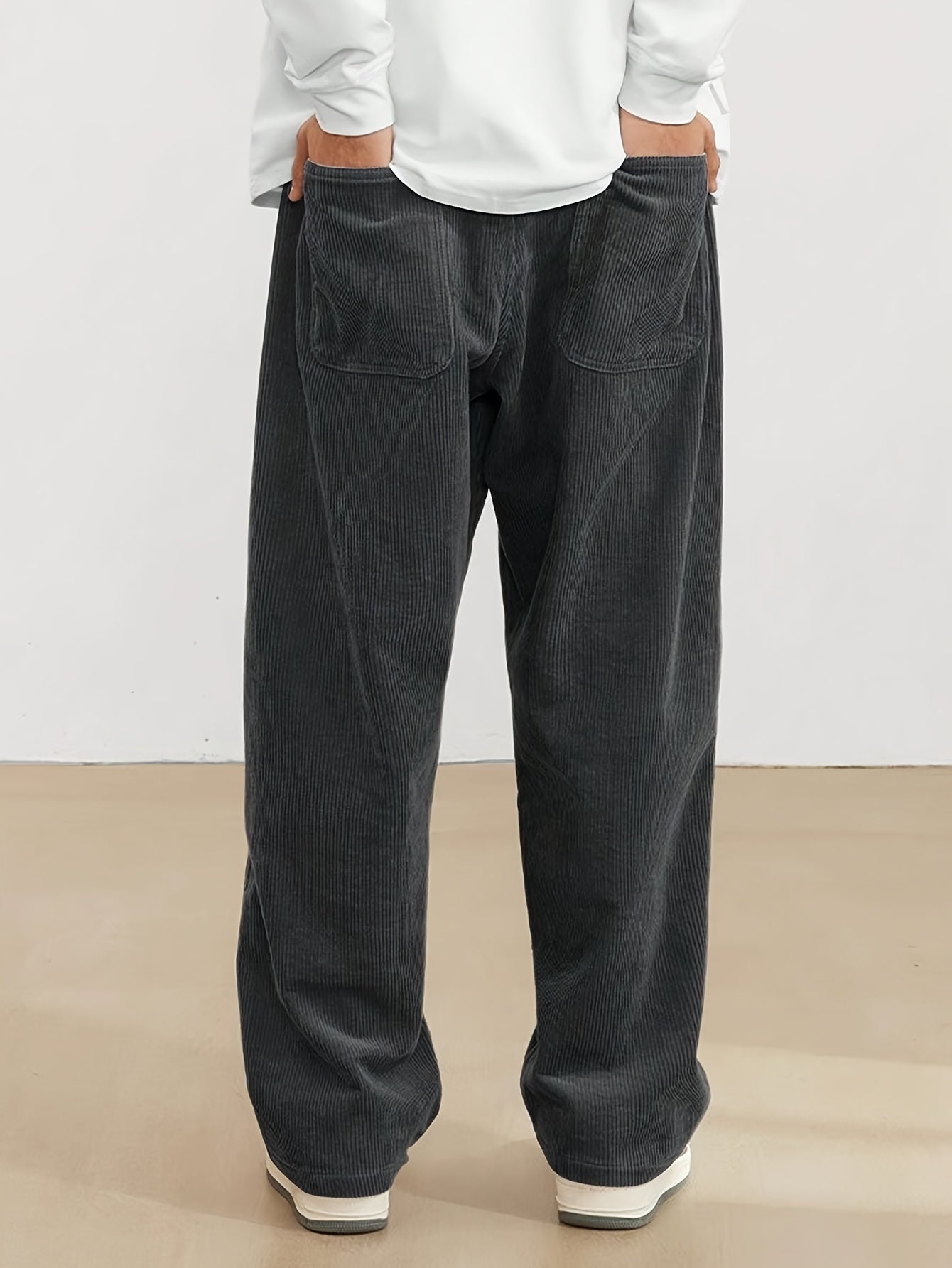 Benedikt - Herren Cordhose mit Taschen 2