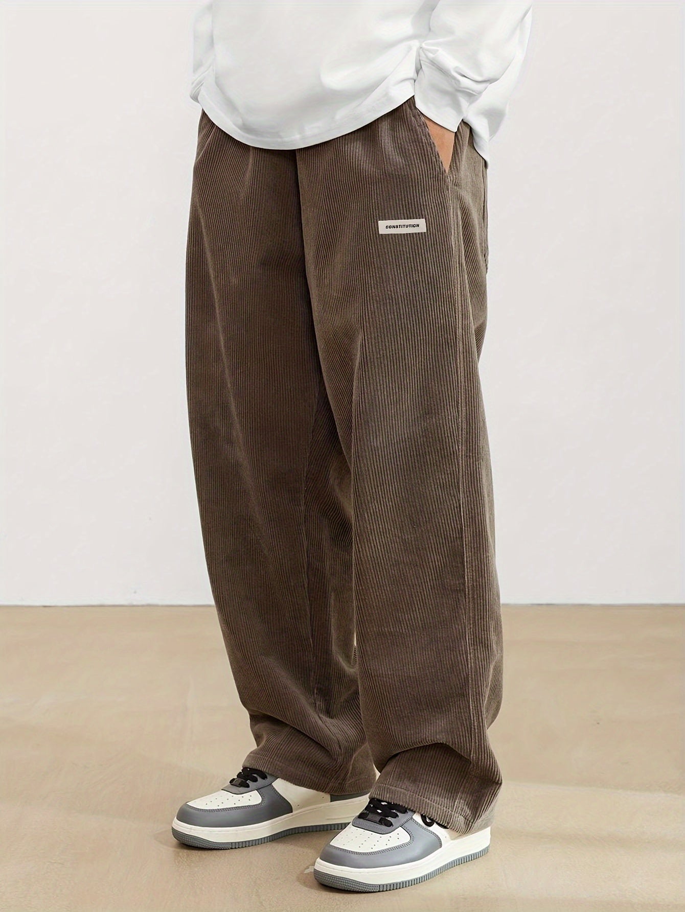 Benedikt - Herren Cordhose mit Taschen 5