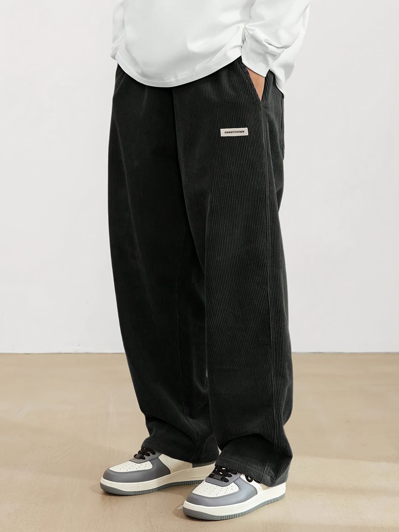 Benedikt - Herren Cordhose mit Taschen 6