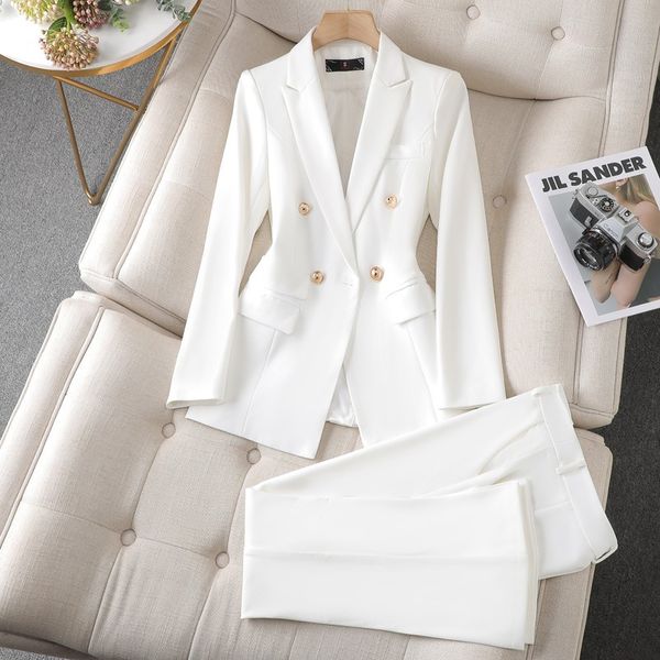 Casandra Elegantes Set