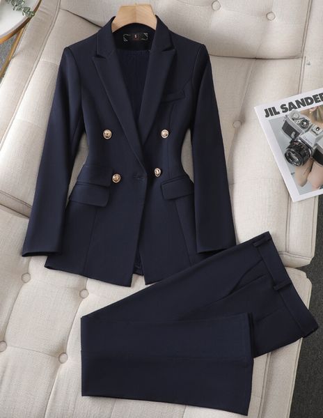 Casandra Elegantes Set