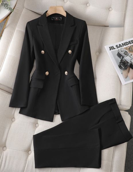 Casandra Elegantes Set