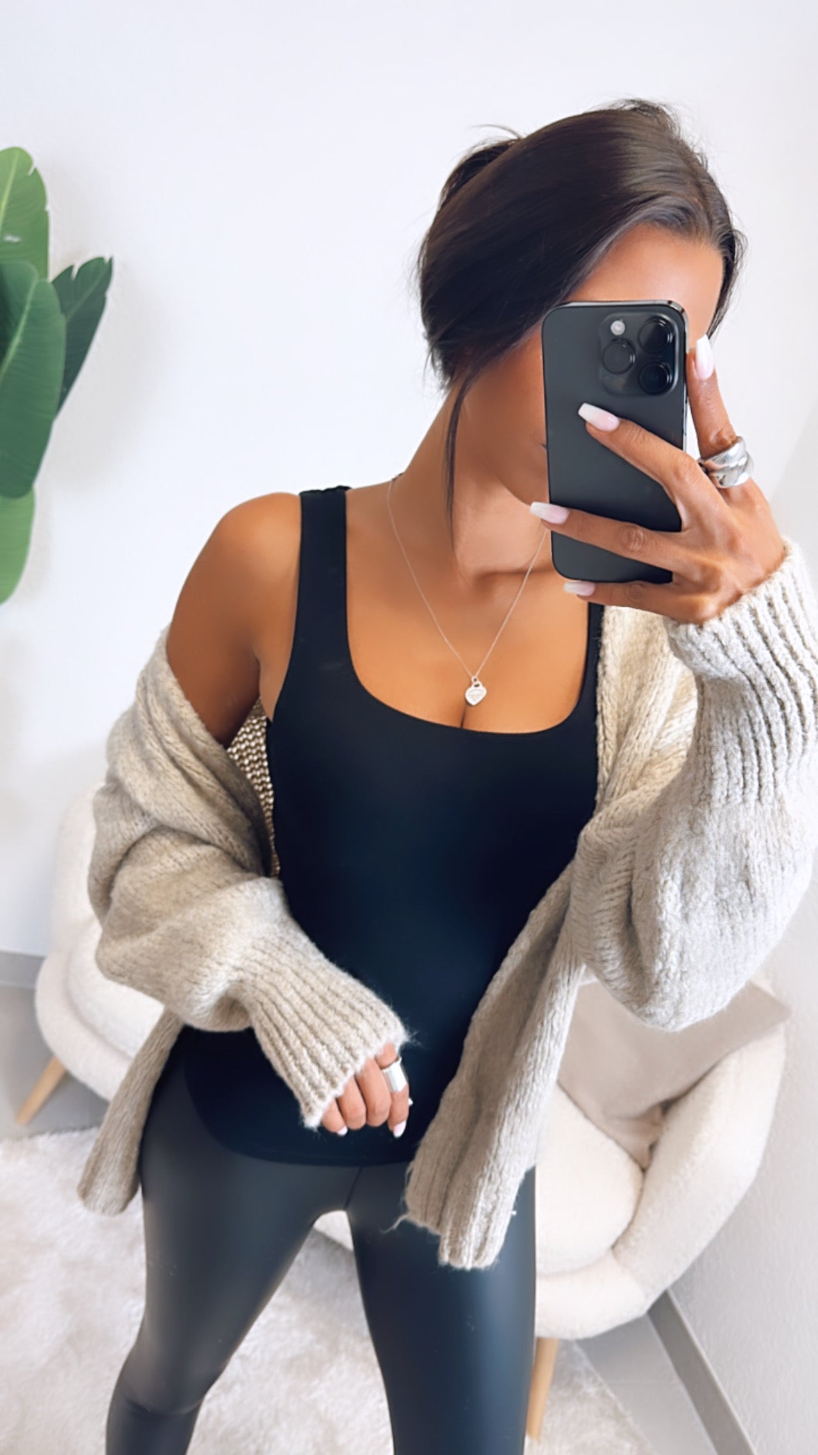 Caterina - Basic Viskose Shirt Schwarz 4