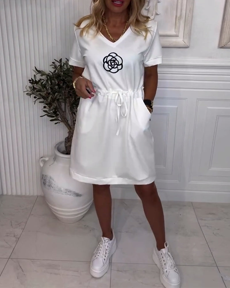 Colette- Kleid V-Ausschnitt Taille blumig Weiß