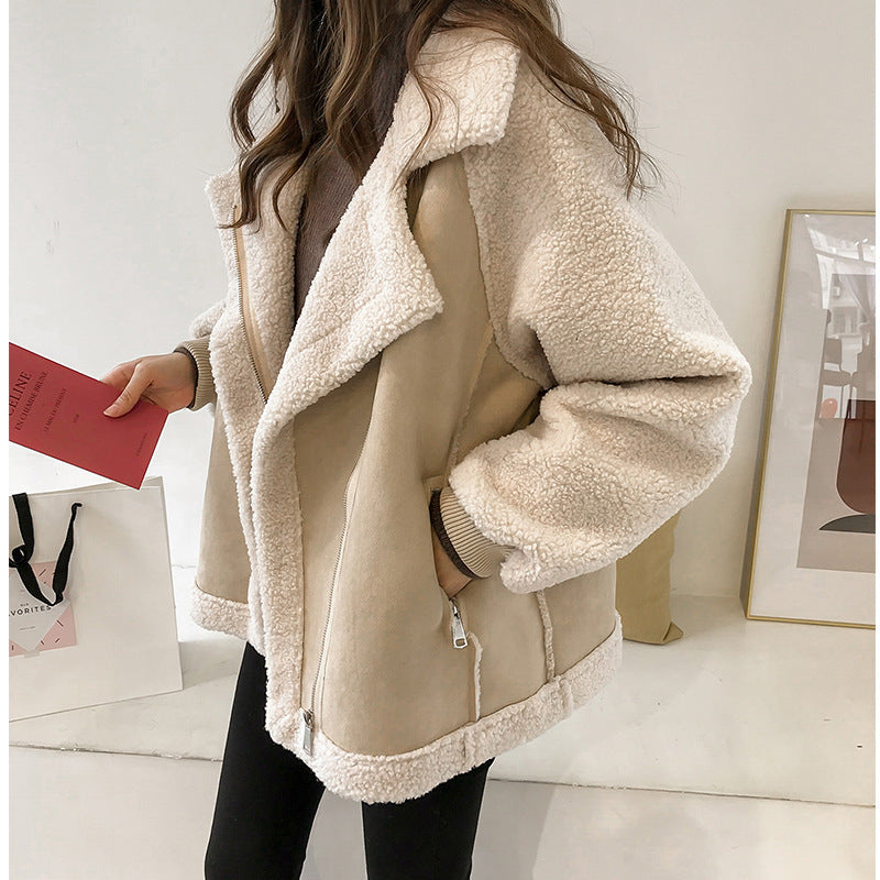 Gertrud – Eleganter Kuscheliger Wintermantel