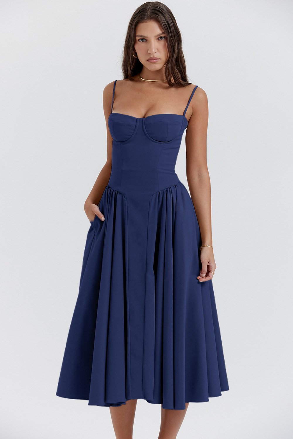 Diana - Weit schwingendes Midikleid mit Strapsen Marineblau