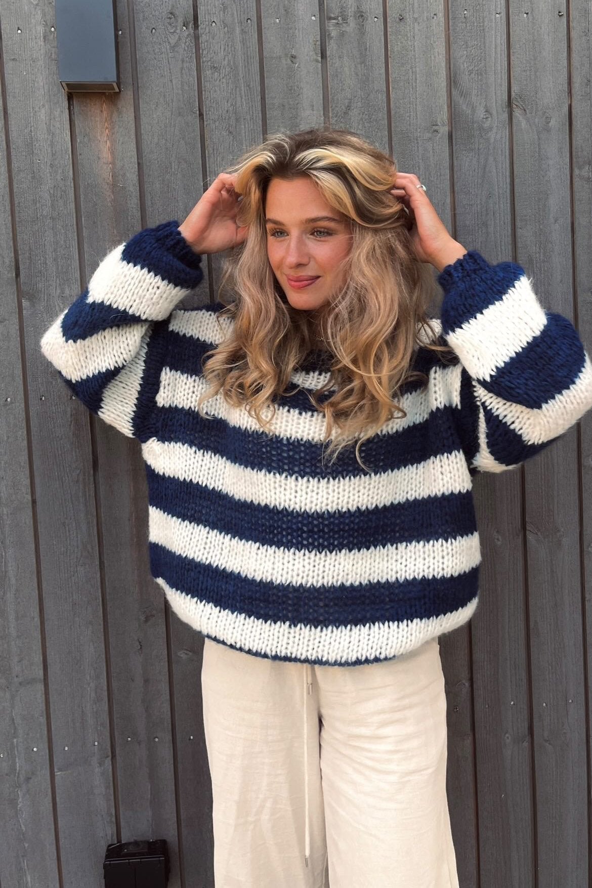 Levora - Striped Knit