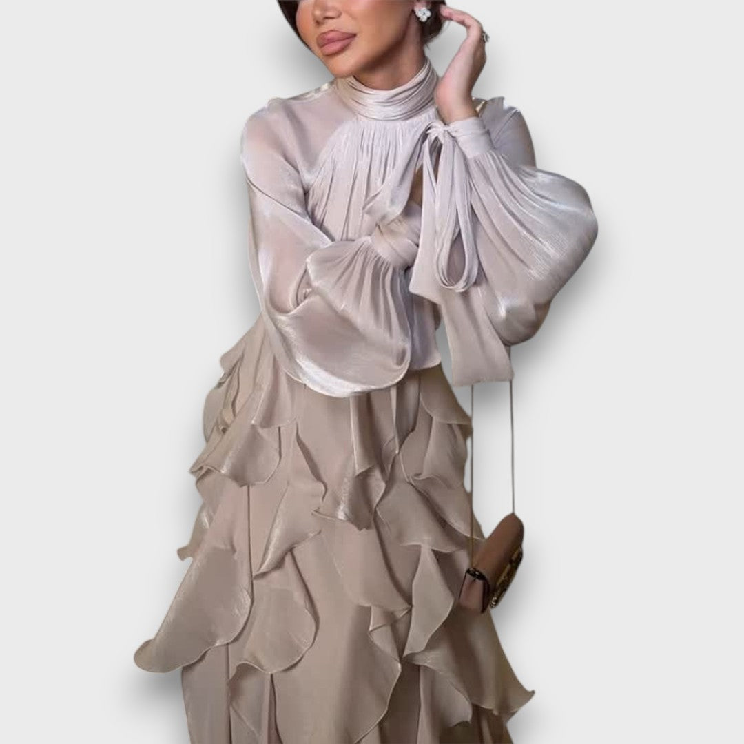 Edda – Fliessendes Maxikleid mit Volantdrama Grau4