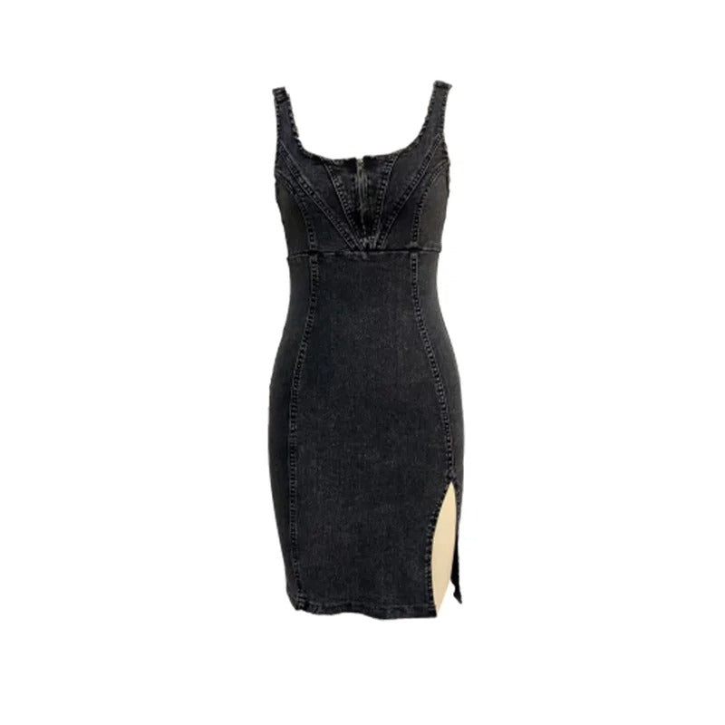 Fiona – Denimkleid mit Schlitz und verstellbaren Trägern Schwarz
