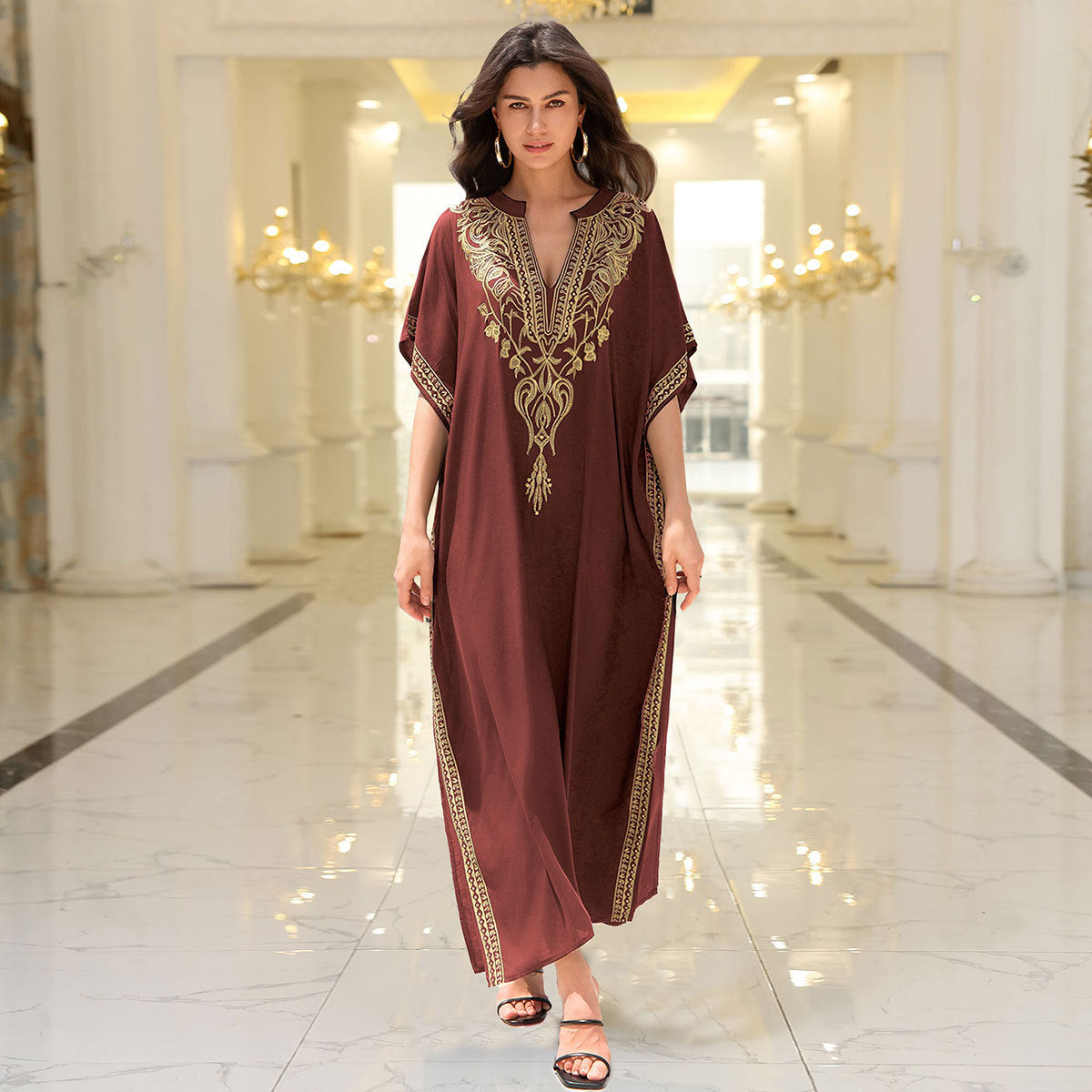 Gemma- Damen Maxi Kleid mit kunstvollen Stickereien Kastanienbraun 1