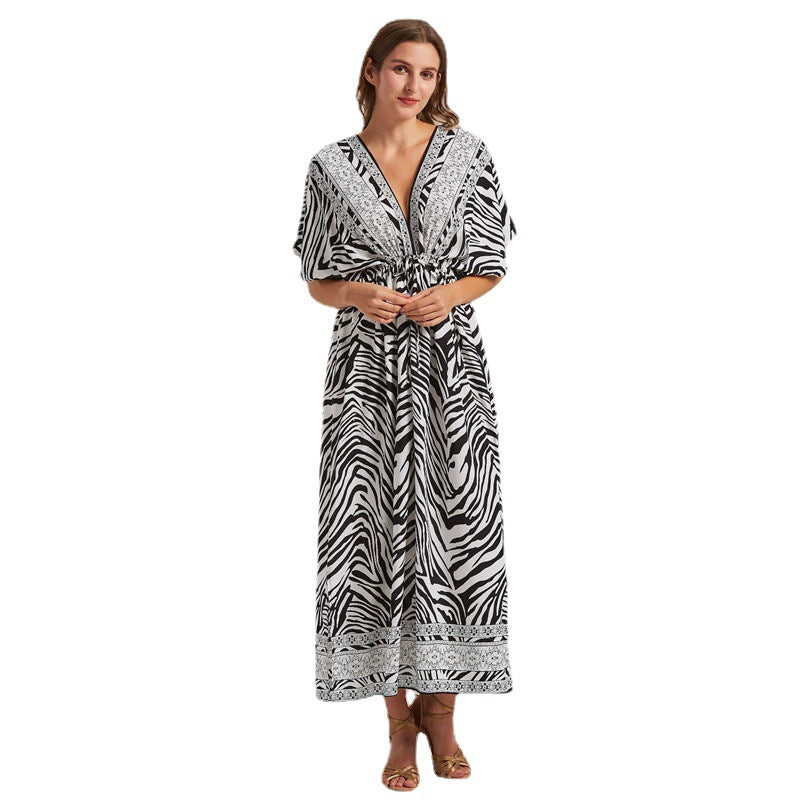 Guinevere- Damen Maxi Kleid mit V-Ausschnitt und Ärmeln 1