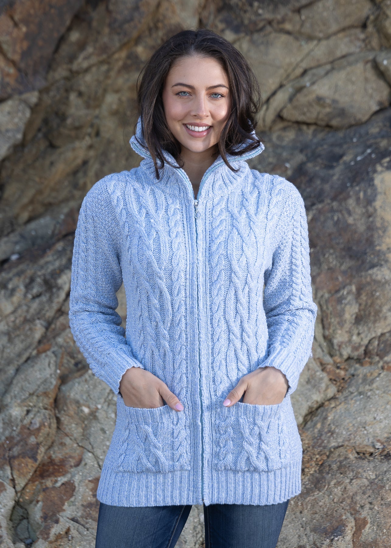 Helga - Aran Claddagh Zip Cardigan Himmelblau