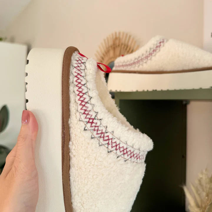 Betty- Fleece Slipper