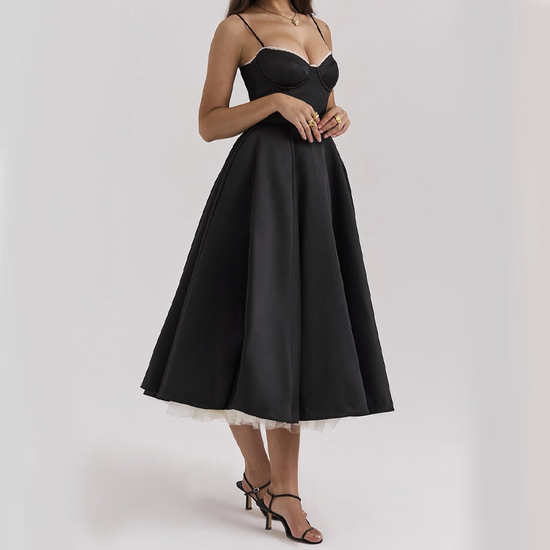 Kirsten - Eleganz Rock Stilvoll & Verführerisch Schwarz