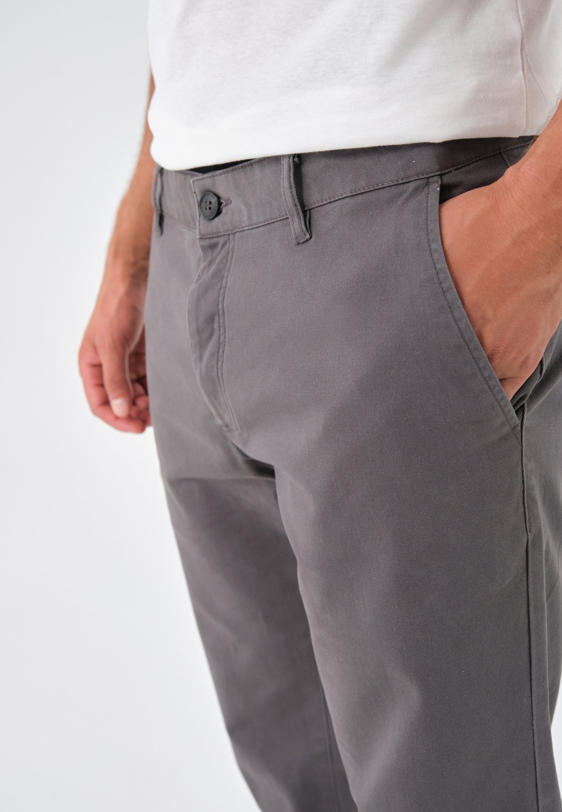 Konrad – Chinohose Herren Dunkelgrau Klassisch Modern Bequem