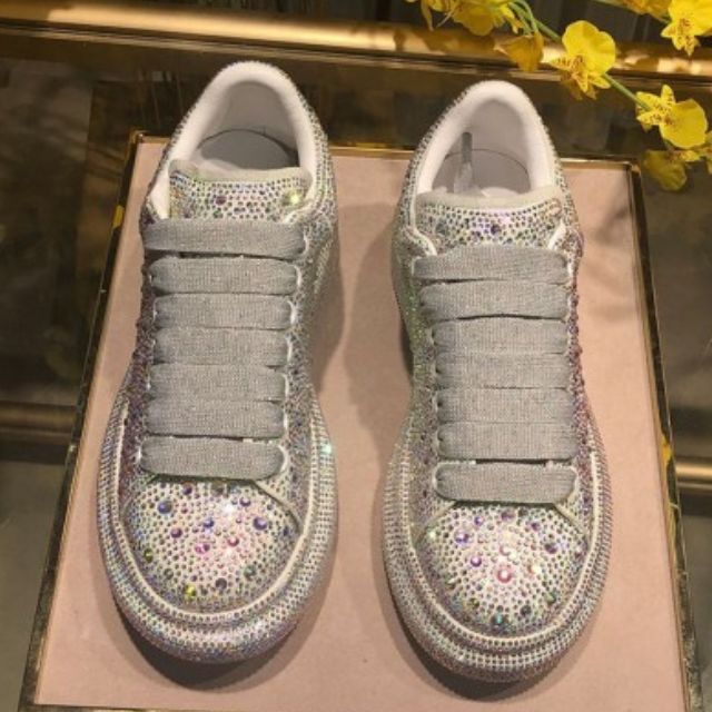Lauren- Glitzernde Sneaker mit Kristallverzierungen Bunt 2