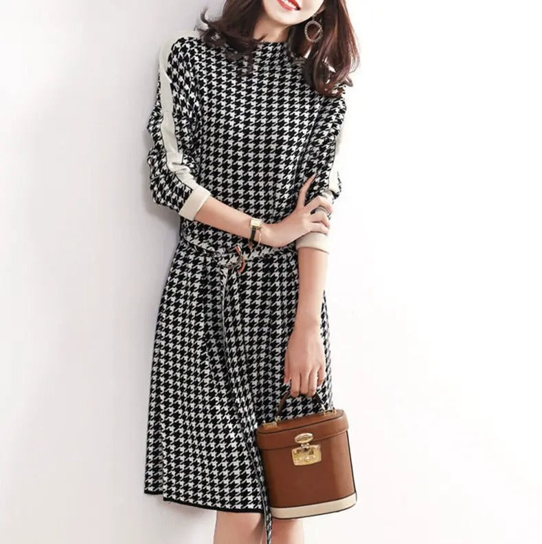 Milana - Houndstooth Rollkragenkleid