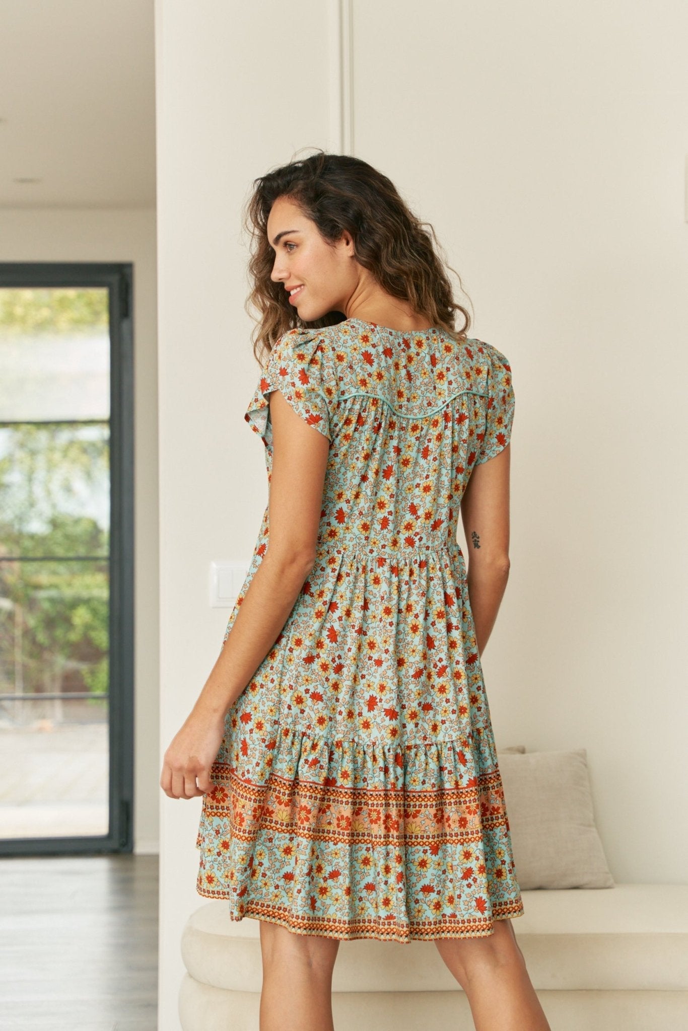 Ophelia- Boho Sommerkleid mit Blumenprint und V-Ausschnitt 3