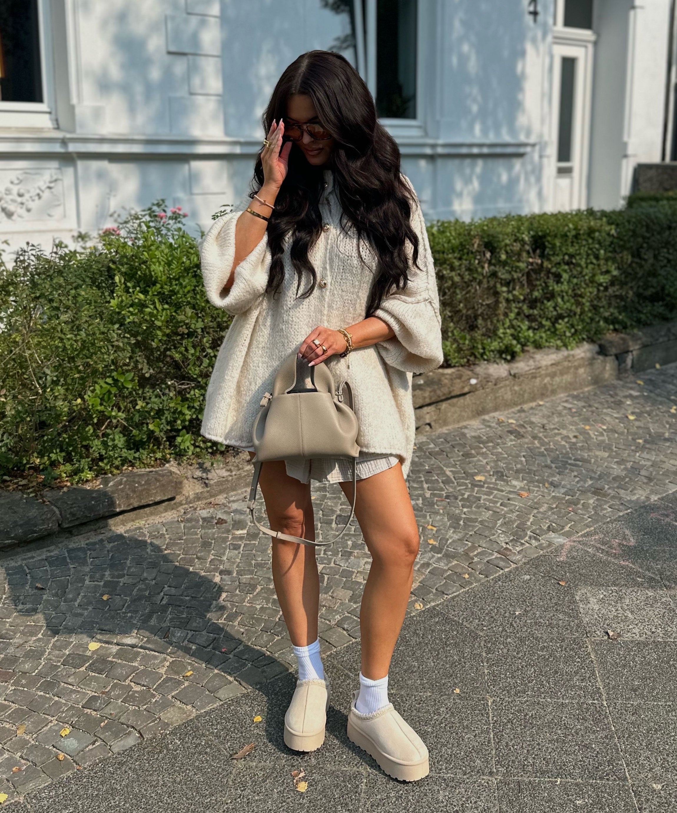 Valerie – Lässige Oversize-Strickjacke