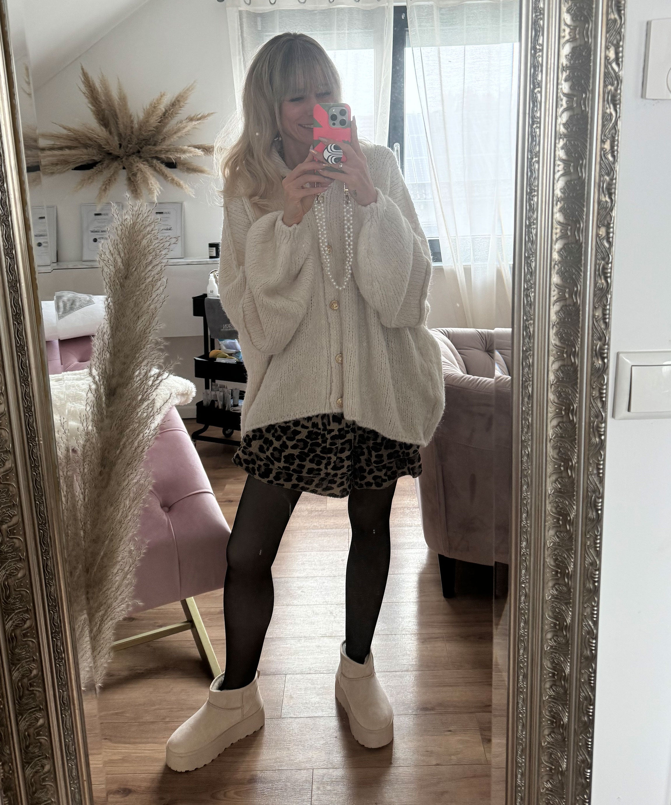 Valerie – Lässige Oversize-Strickjacke