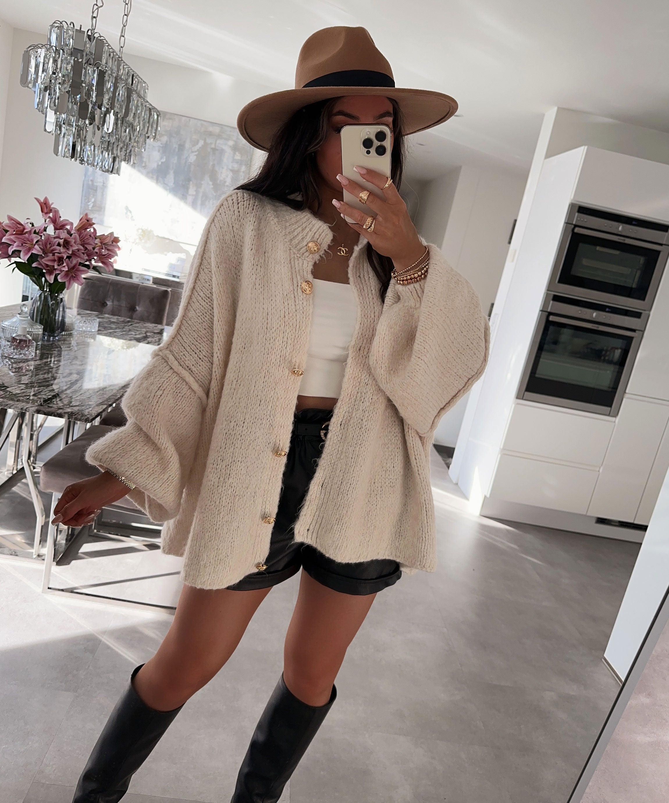 Valerie – Lässige Oversize-Strickjacke