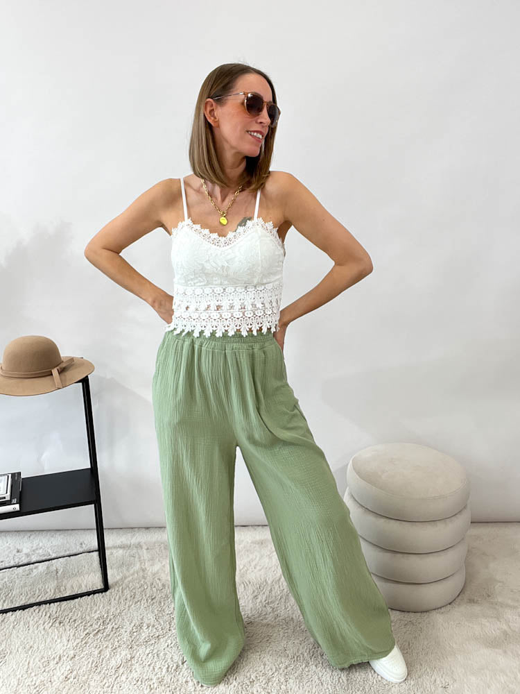 Palmira- Crop Top aus Spitze in Weiß 14