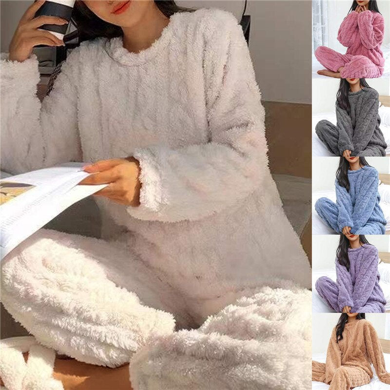 Patricia Kuscheliger Damen-Pyjama aus Fleece