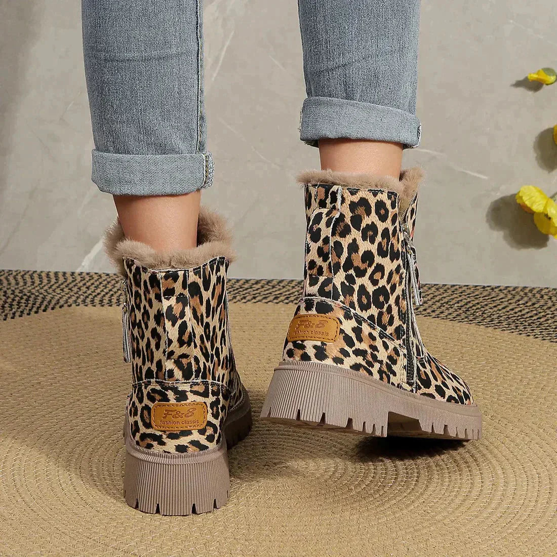 Pauline - Stylische Stiefel mit Leopardenmuster Braun