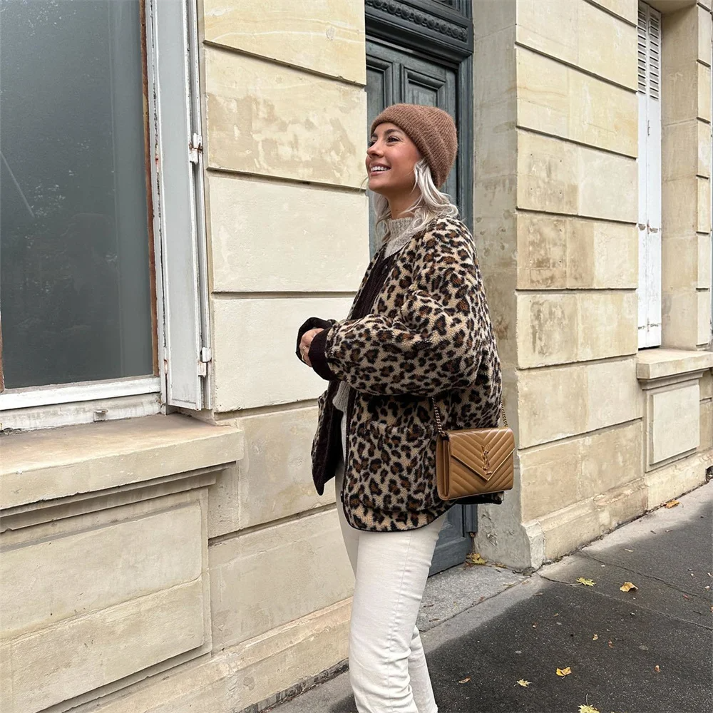 Perdita - Oversize Winterjacke für Damen warm gefüttert Leopardenmuster