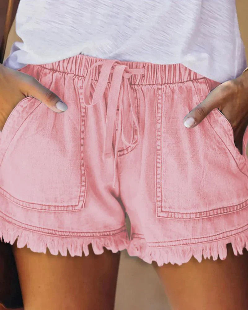Queena – Farbige Jeansshorts Rosa