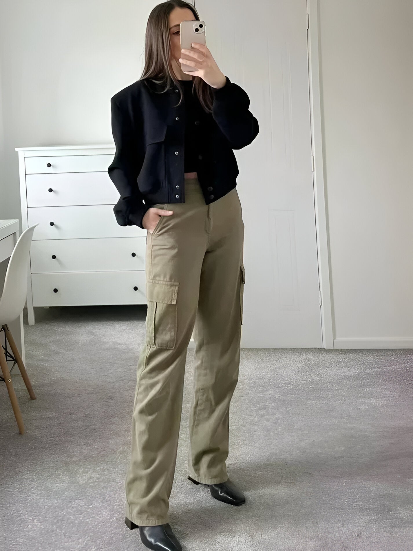 Jeba - Stilvolle kurze Damen-Tweedjacke mit Taschen