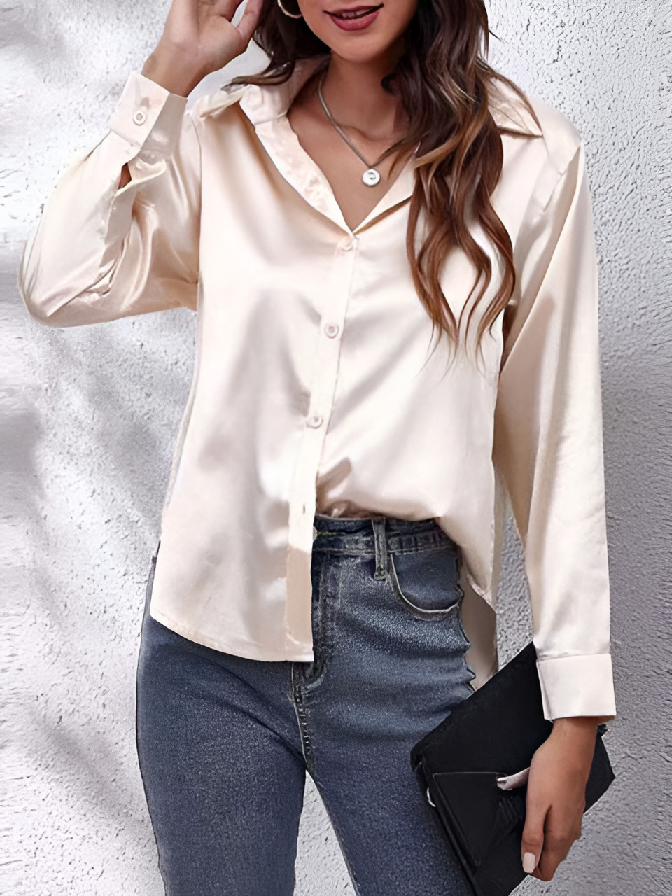 Uliana– Damen Elegante Satinbluse Beige