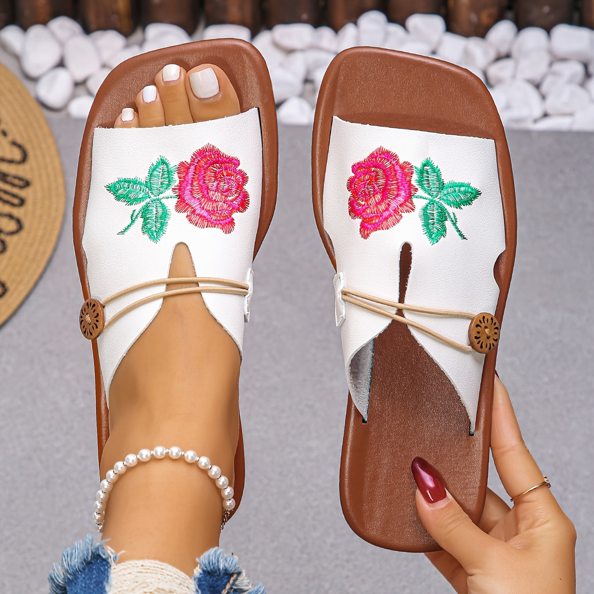 Uta- Flache Bicolor Sommersandalen Damen Weiße Blume
