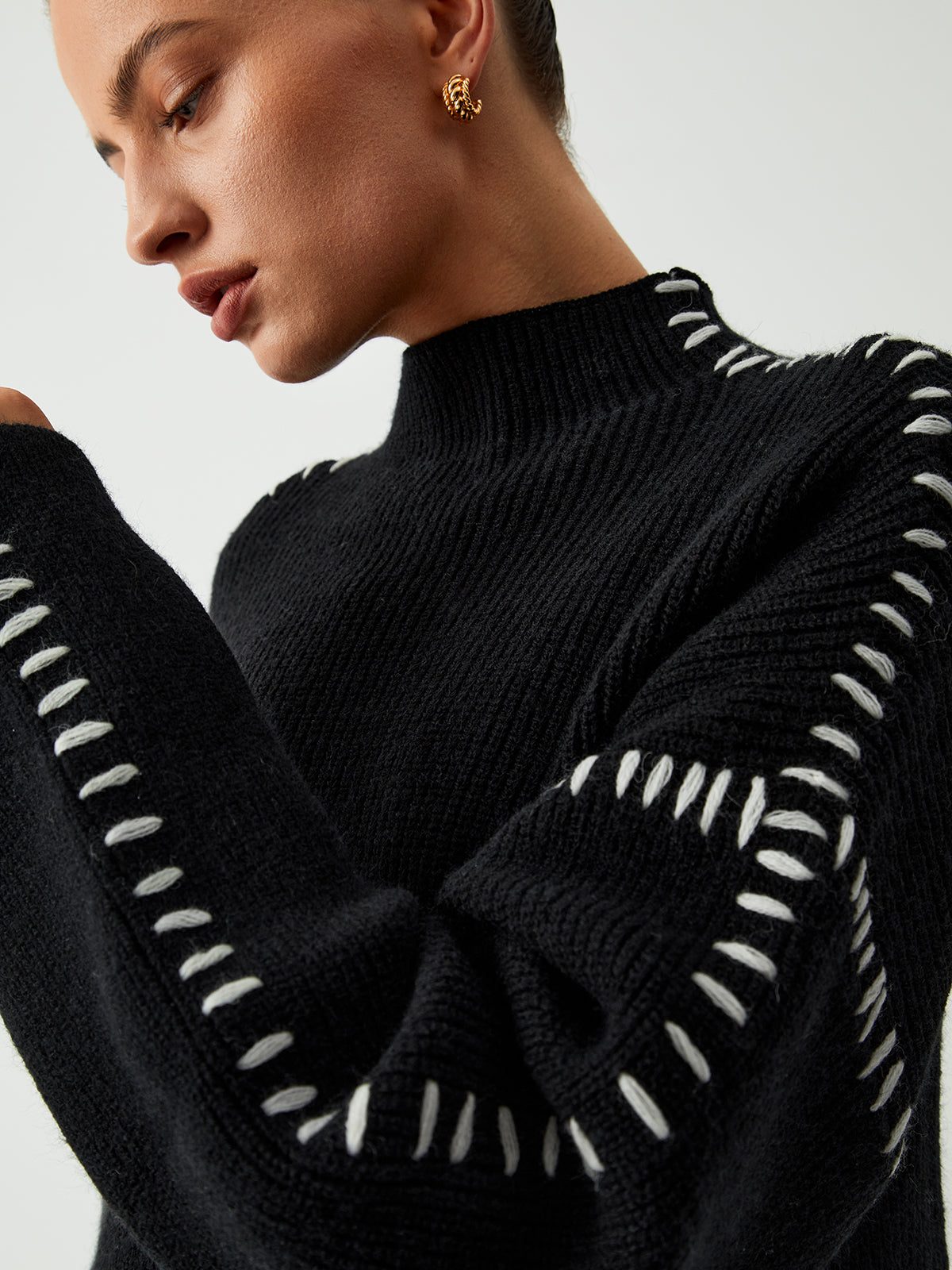 Valinda – Kuscheliger Damen Pullover für Alltag & Freizeit Schwarz