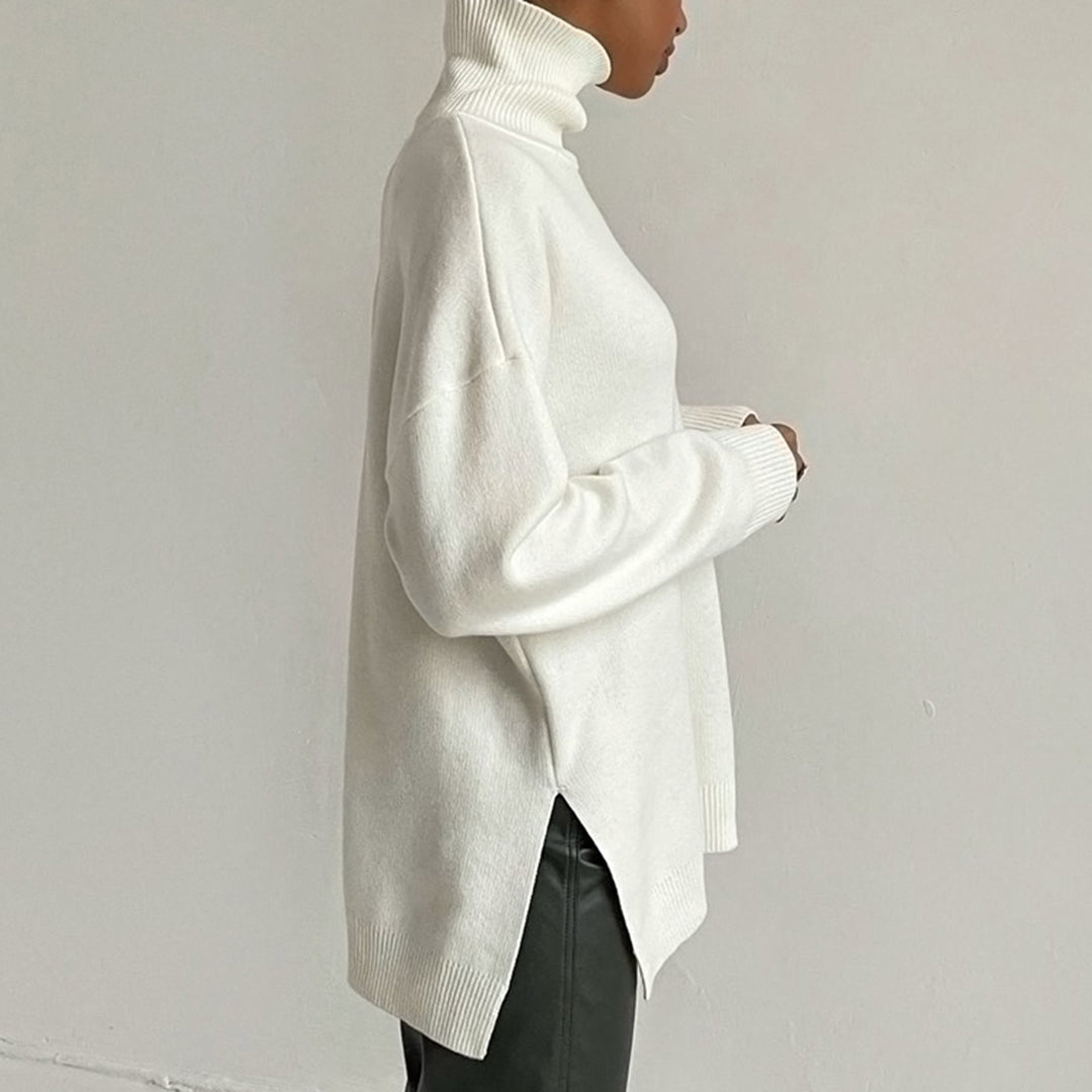 Thea – Eleganter Rollkragenpullover mit Seitenschlitz