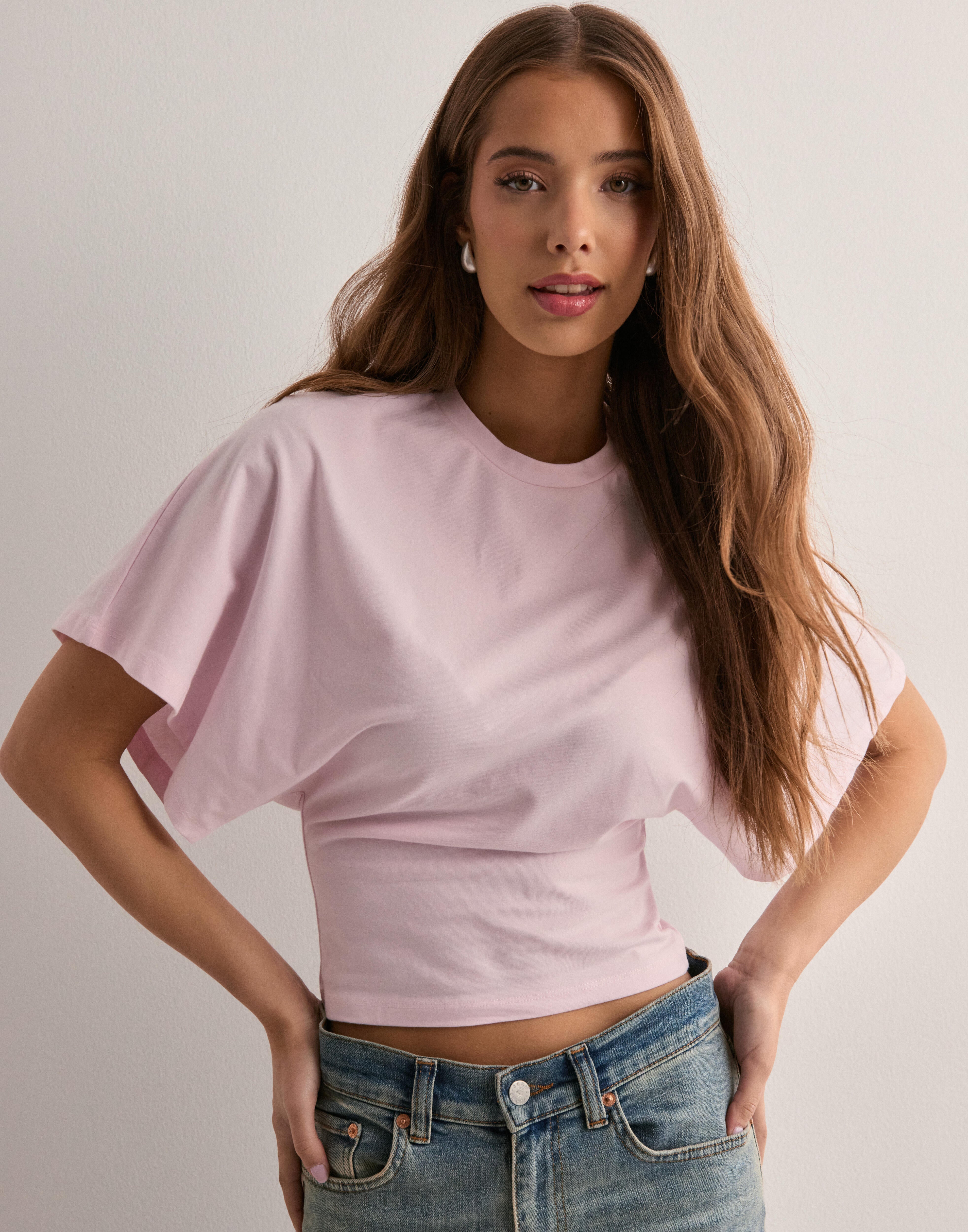 Yvette - Elegant Women's T-Shirt - Rosa