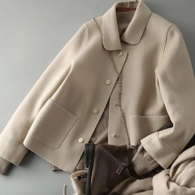 Nina – Warme Jacke Mit Knöpfen Für Den Winter