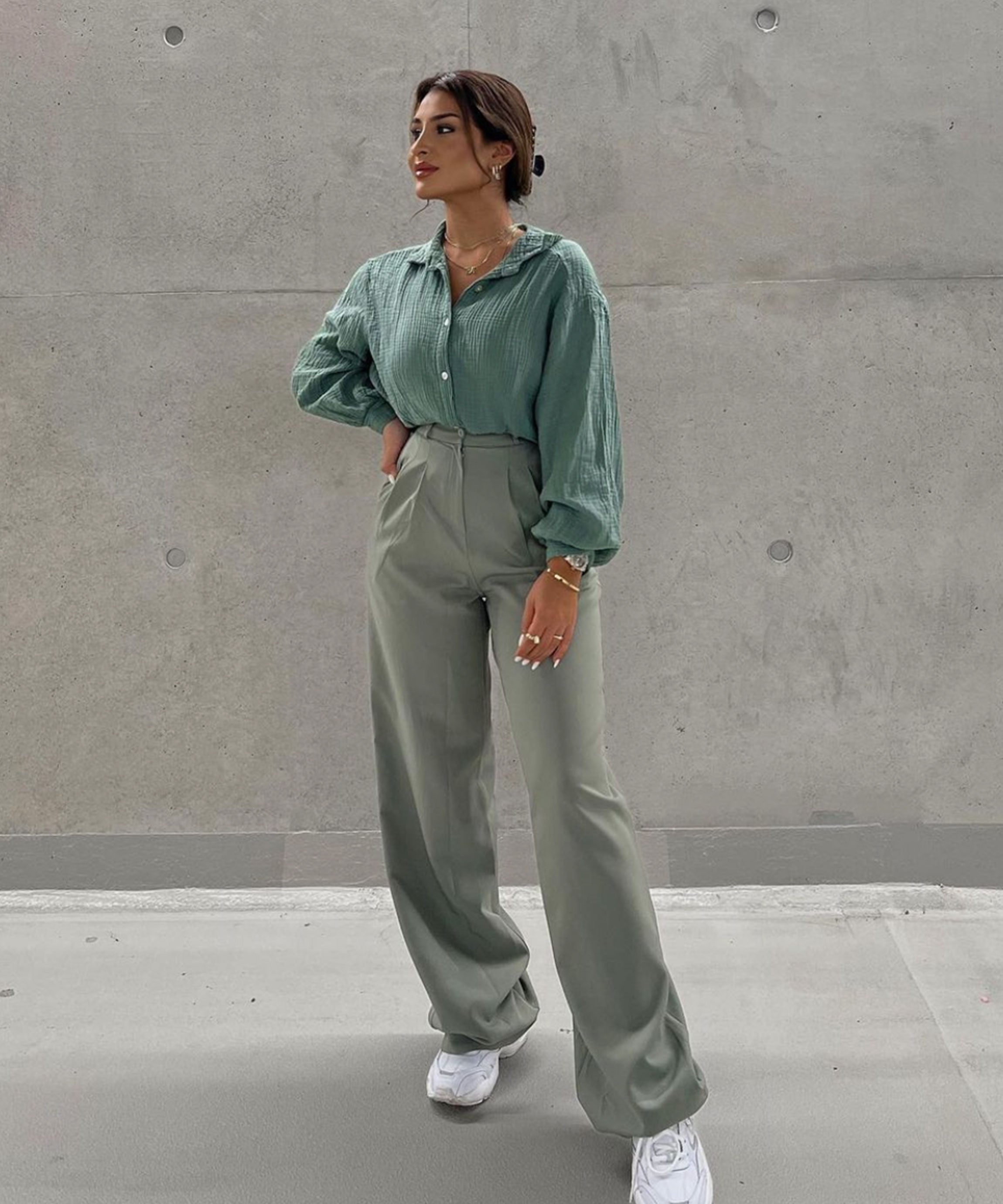Freya - Oversize Musselin Bluse Kurz