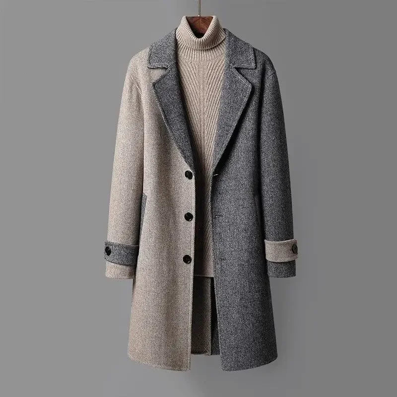 Oleg – Zweifarbiger Mantel Mit Modernem Revers